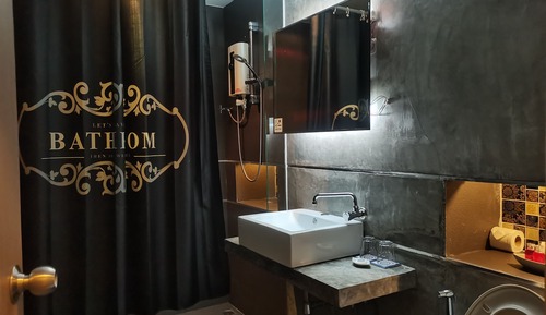 Premier Loft