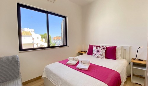 Apartamento, 2 habitaciones, acceso a la piscina