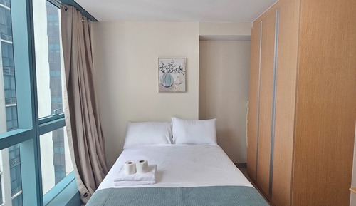 Apartamento ejecutivo, 2 habitaciones, balcón, vistas a la ciudad