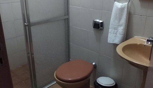 Habitación estándar con 1 cama doble o 2 individuales