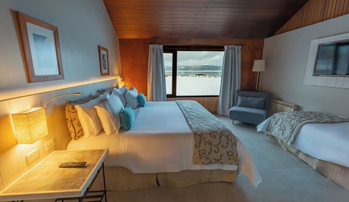 Habitación triple superior, vistas al mar