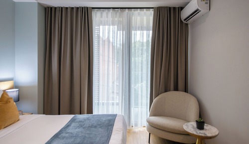 Suite, 2 habitaciones, balcón (with Kitchen)