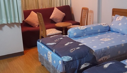 Habitación familiar con 2 camas individuales
