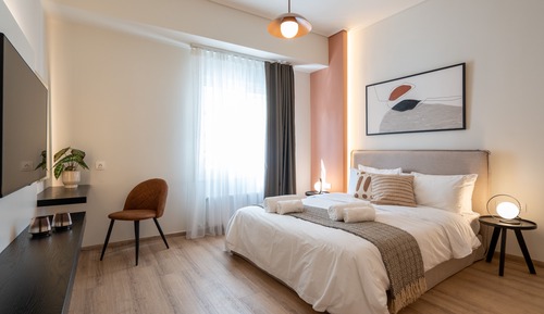Superior Apartment (Athens Hills A2)