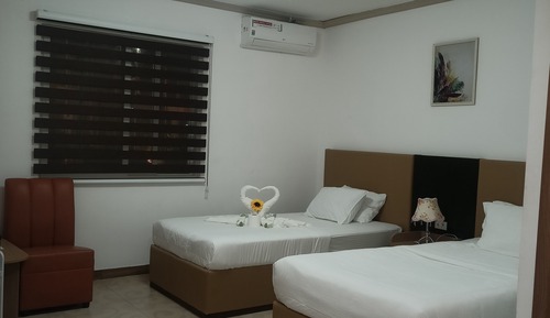 Habitación estándar con 1 cama doble o 2 individuales