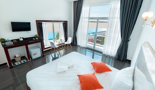 Habitación clásica doble, 1 cama de matrimonio grande, vistas al río