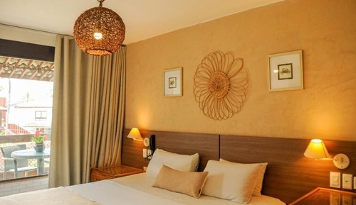 Habitación superior, 1 cama de matrimonio, vistas al jardín
