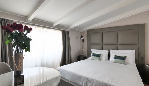 Suite familiar, bañera de hidromasaje