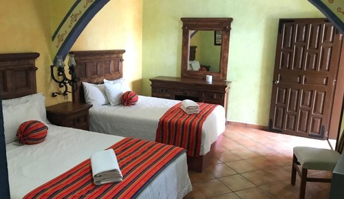 Habitación estándar con 2 camas individuales