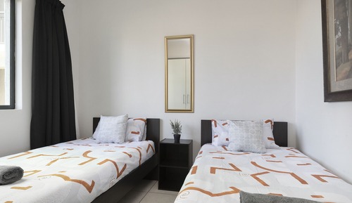 Apartment (2 Bedrooms)