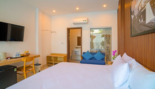 Habitación Deluxe doble, 1 cama de matrimonio grande, balcón, vistas a la ciudad