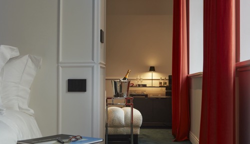 Suite Deluxe, 1 cama de matrimonio grande, bañera