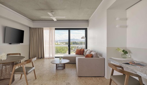 Suite de lujo, 1 cama de matrimonio grande, vistas al puerto deportivo