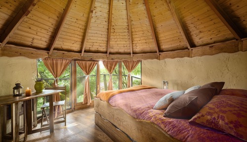Casa en un árbol familiar, baño privado, vistas a la montaña