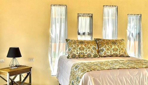 Estudio superior, 1 cama de matrimonio