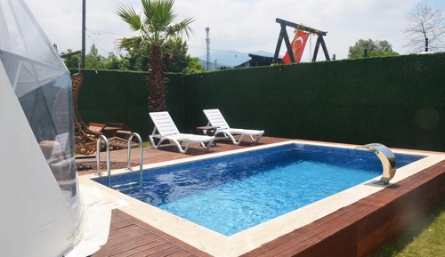 Habitación de diseño, 1 cama doble, vistas a la piscina