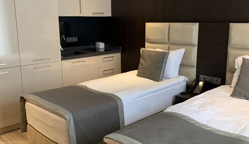 Habitación con 2 camas individuales, accesible para personas con discapacidad, vistas al mar