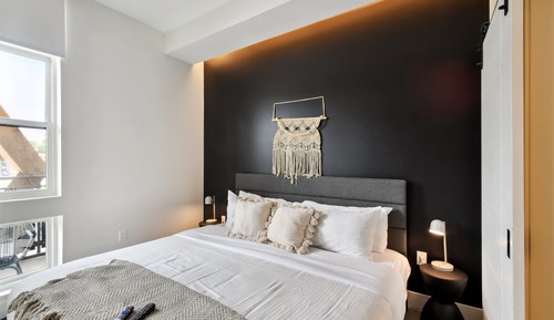 Apartamento, varias camas, cocina, vistas a la montaña (Unit 206)