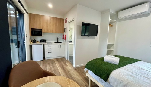 Estudio estándar, 1 cama doble, cocina básica
