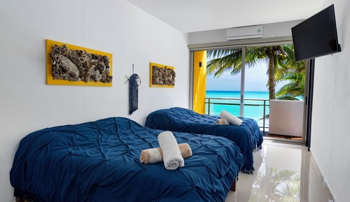 Apartamento de lujo, 2 habitaciones, vistas al mar