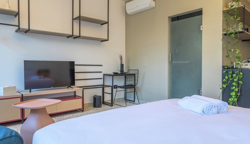 Estudio, vistas a la ciudad