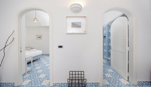 Apartamento estándar, 1 habitación, balcón, en una planta alta