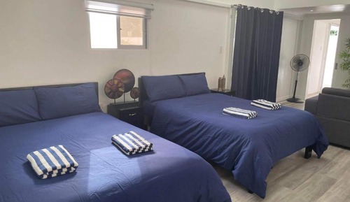 Suite estudio ejecutiva, balcón, vistas a la bahía