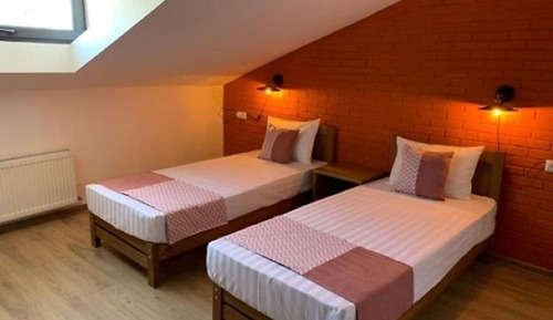 Habitación económica con 1 cama doble o 2 individuales