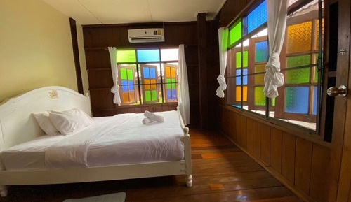 Habitación básica con 1 cama doble o 2 individuales