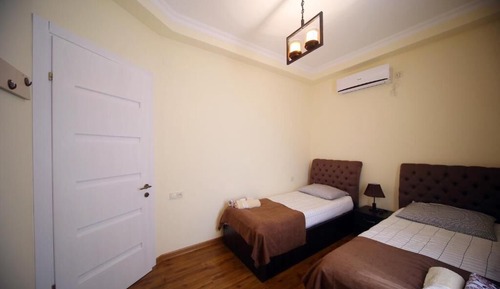Habitación con 2 camas individuales