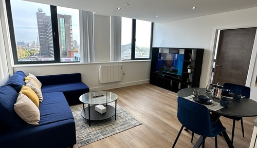 Apartamento de lujo, 1 cama de matrimonio grande con sofá cama, no fumadores, cocina básica