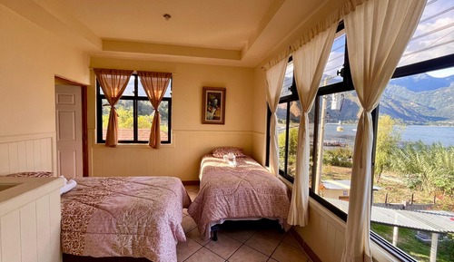 Dormitorio compartido familiar, vistas a la playa