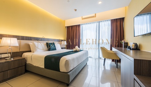 Estudio Deluxe, 1 cama de matrimonio grande, balcón