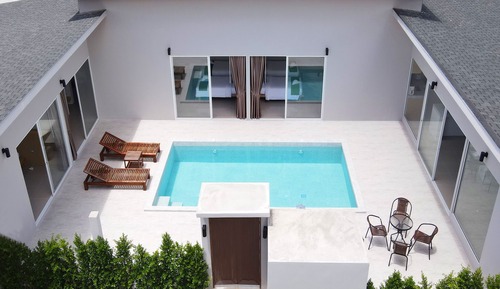 4 Bed Room pool villa