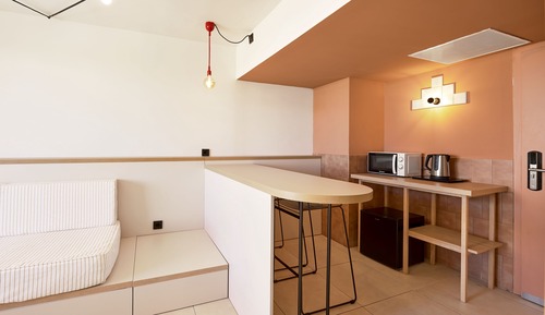 Suite, Pool View, 2 adults  (Bed & Unlimited Brunch)