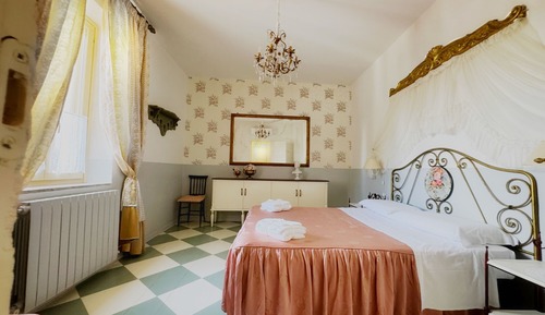 Grand Apartment