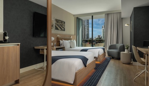 Cityview Studio With Two Beds And Balcony
