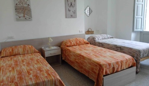Habitación triple clásica