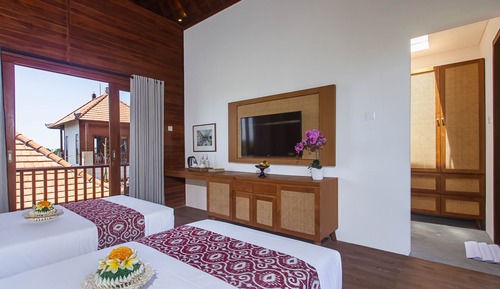 Superior Twin Room with Garden View