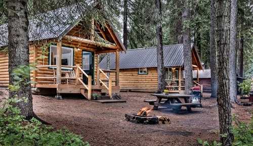  PCT Studio Cabin-Full Log Bed