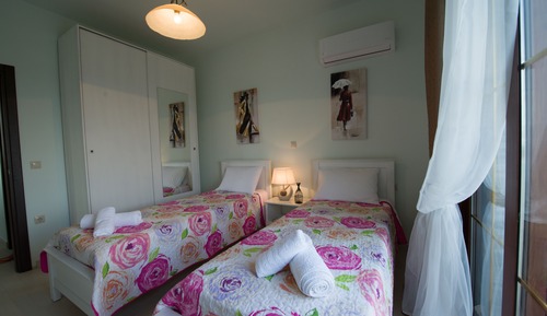 Villa, 2 habitaciones, piscina privada, vistas al mar