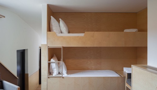 Suite familiar