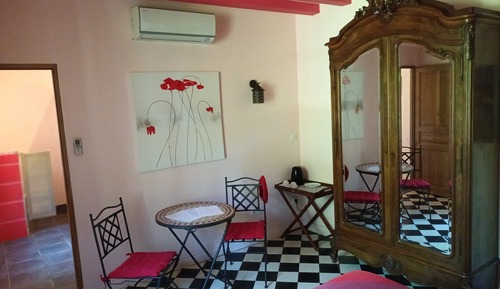 Habitación Confort con 1 cama doble o 2 individuales (Féria)