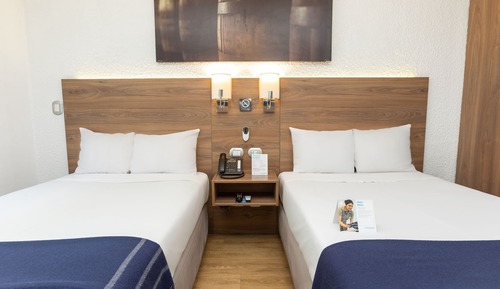 Habitación superior con 2 camas individuales