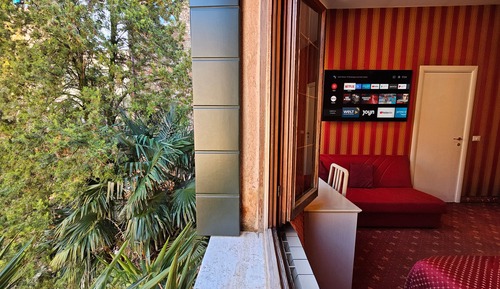Habitación cuádruple Deluxe, vistas al jardín
