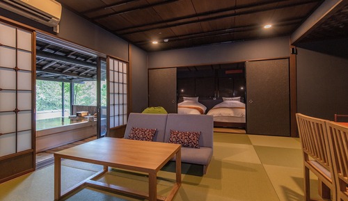 Habitación Premier con 2 camas individuales (Japanese Style, Open-Air Cypress Bath)