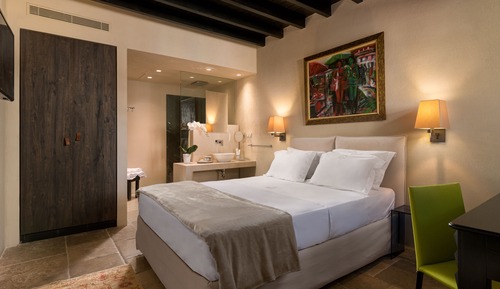 Suite, balcón (Danai)