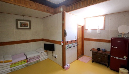 Habitación triple básica, varias camas