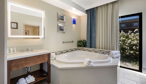 Suite, 1 cama de matrimonio grande, no fumadores, bañera de hidromasaje