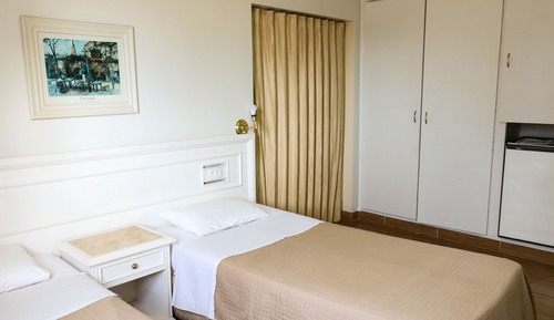 Habitación Confort (com acessibilidade)